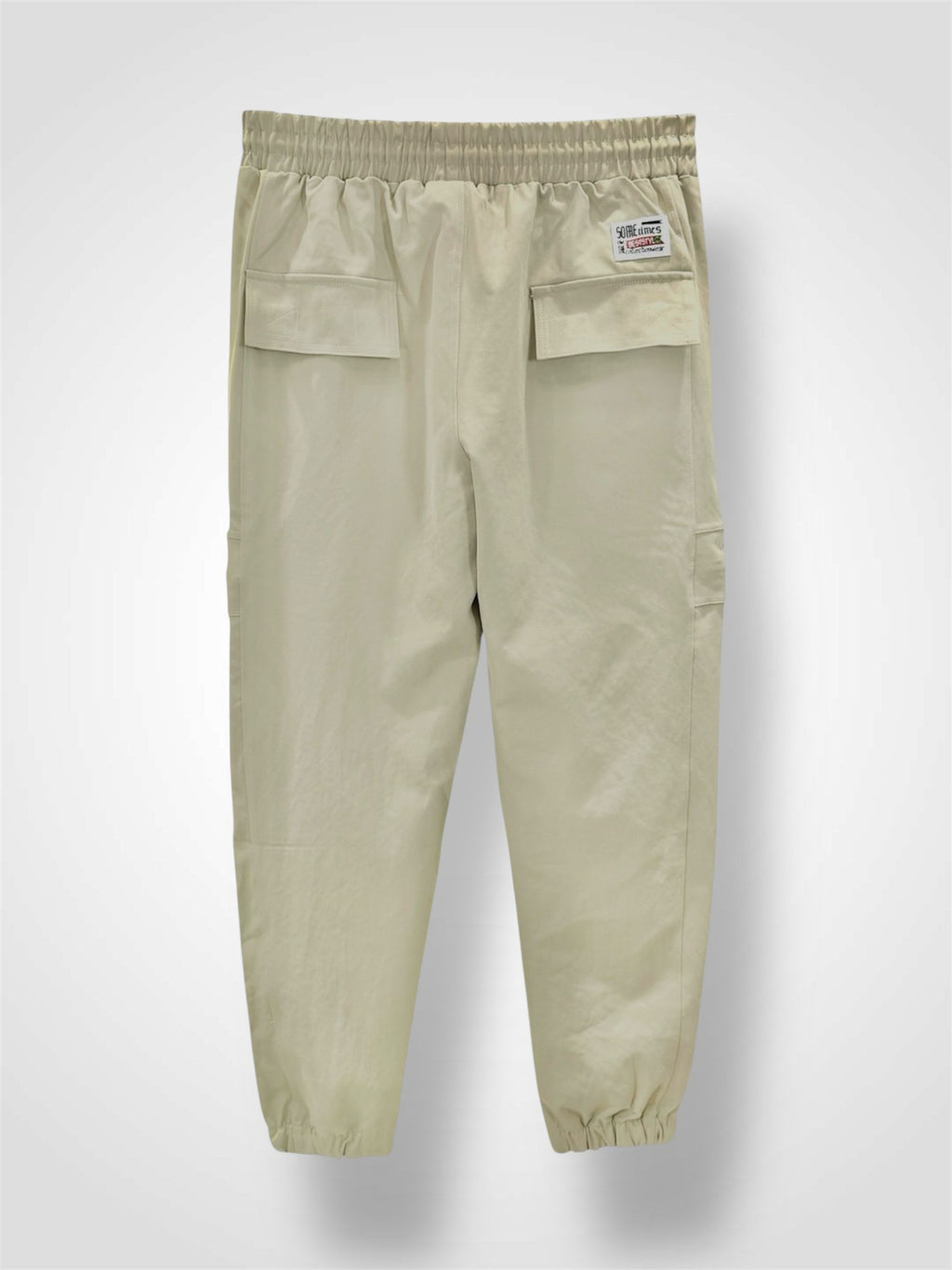 Pantalon cargo avec deux poches latérales zippées